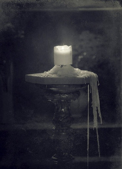 How to Manifest Protection using Candles and the New Moon